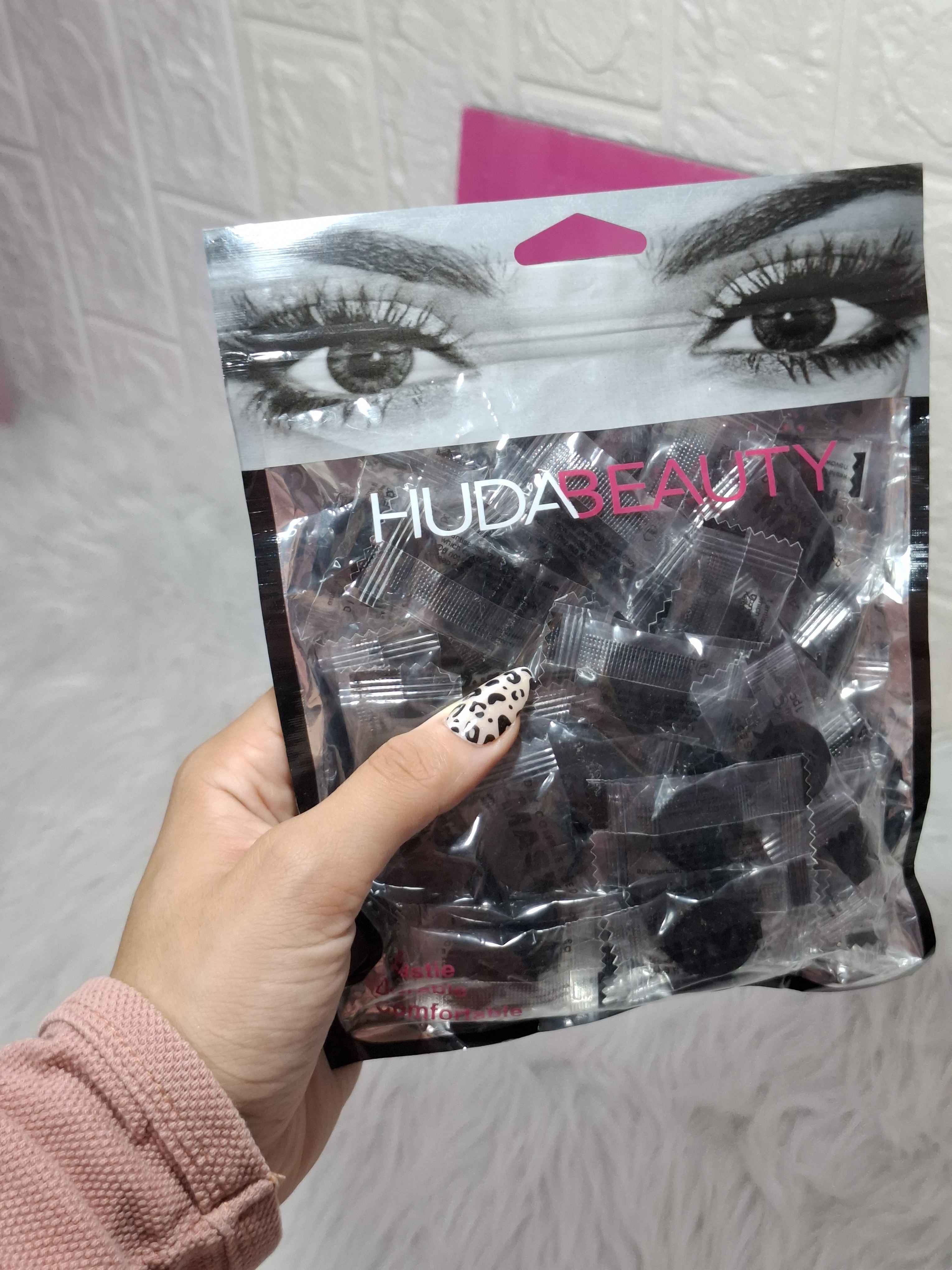 Huda Beauty Capsule Sheet Mask